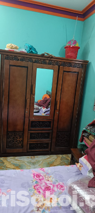 আলমারি